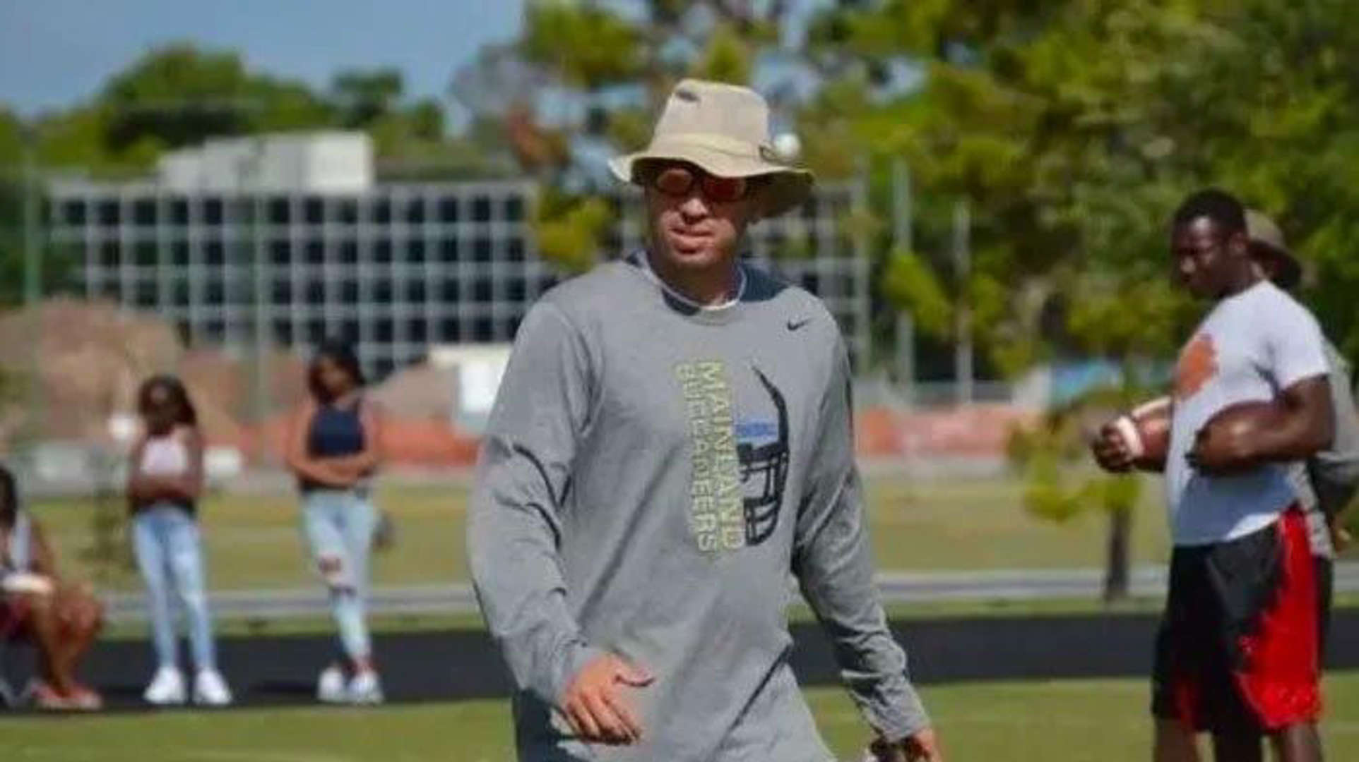 Nekat Pacari Muridnya yang Baru 15 Tahun, Guru Olahraga Ditahan dan Harus Bayar Denda Rp1,7 Miliar 